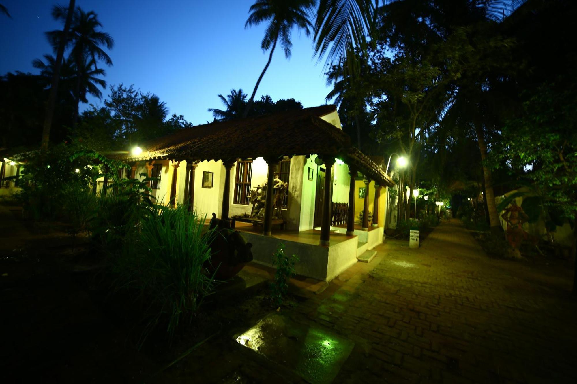 Indeco Hotels Swamimalai Kumbakonam Exterior foto